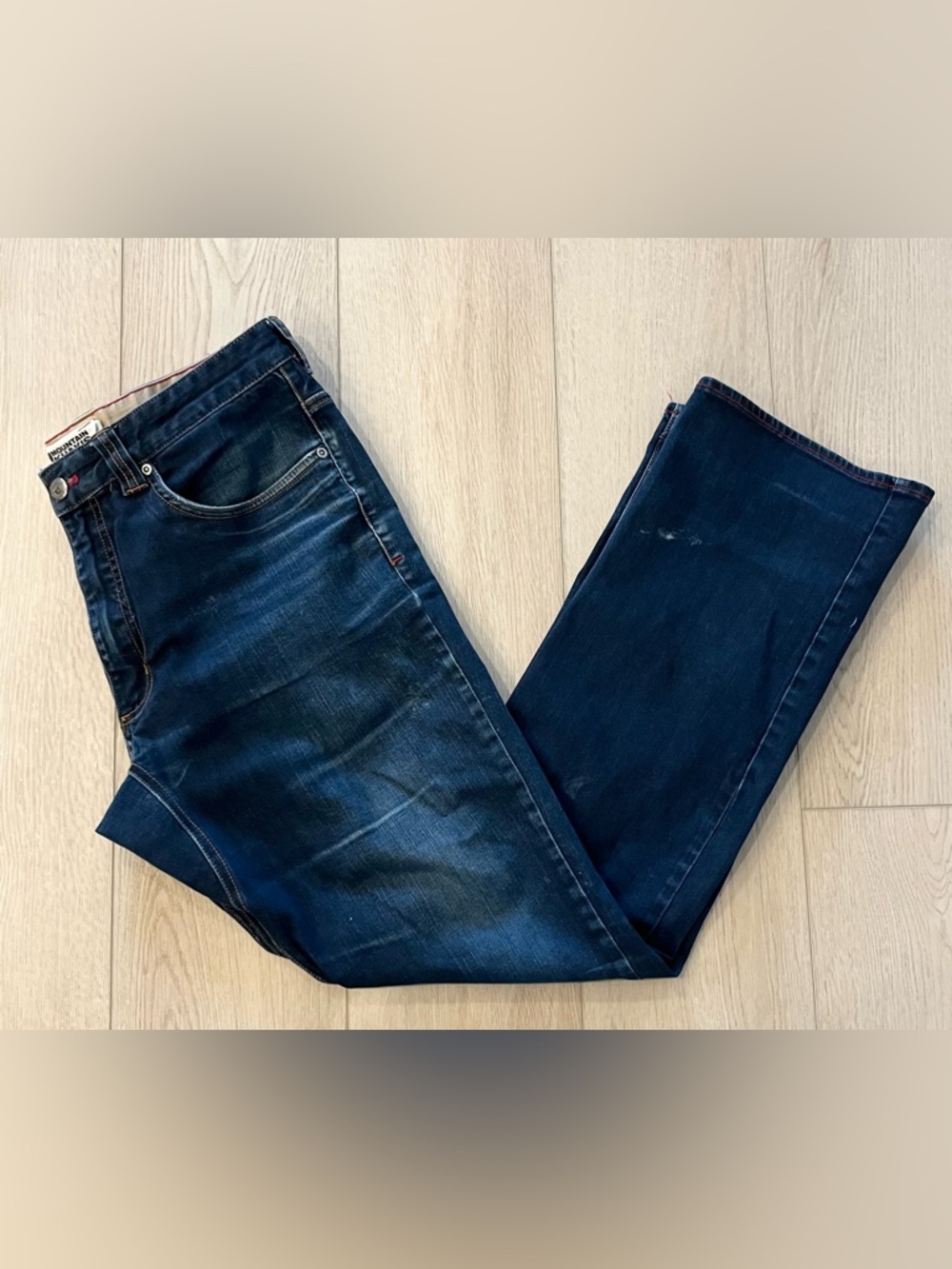 Mountain Khakis Men’s Dark Wash Classic Fit Straight Leg Jeans Size 36x32